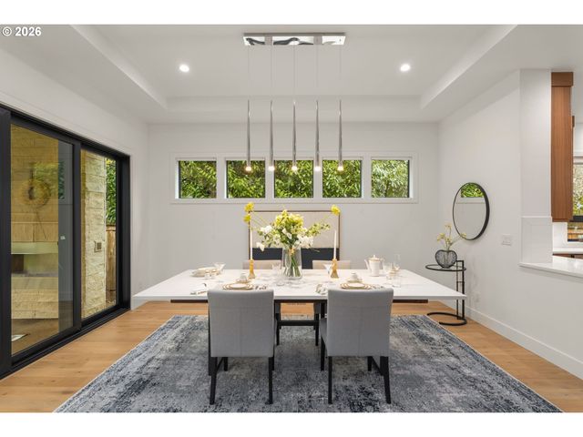 5455 CHILDS Rd, Lake Oswego, OR 97035