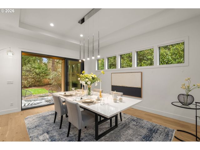 5455 CHILDS Rd, Lake Oswego, OR 97035