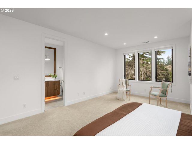 5455 CHILDS Rd, Lake Oswego, OR 97035