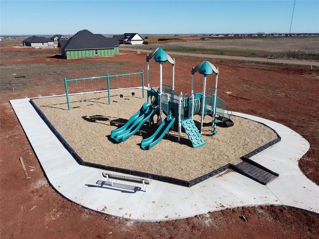 25164 Scarlett Street, Cashion, OK 73016