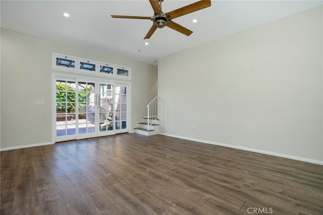 6320 W 85th Street, Los Angeles, CA 90045