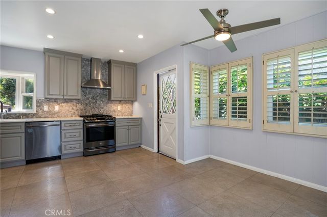 6320 W 85th Street, Los Angeles, CA 90045