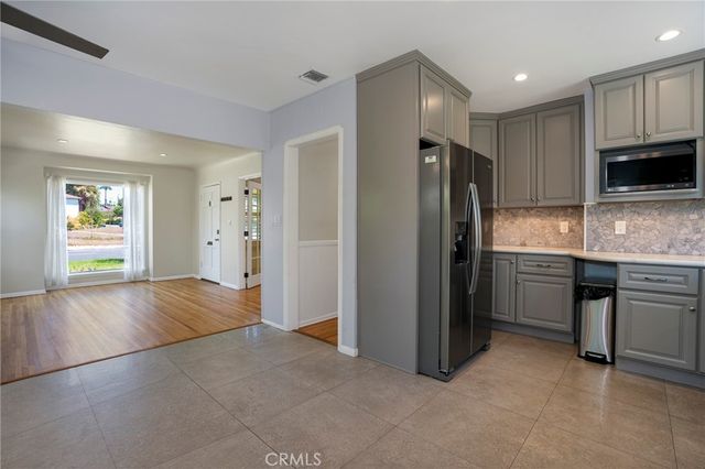 6320 W 85th Street, Los Angeles, CA 90045