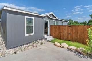 817 Thicket Trail, Granbury, TX 76048