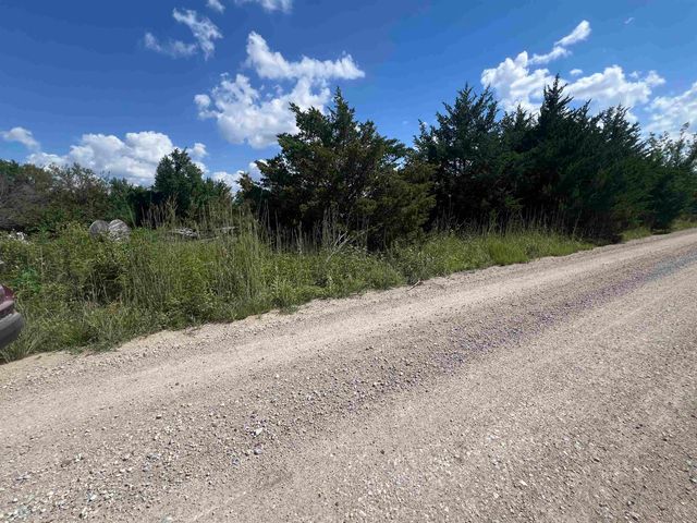 730 S Pleasantview Dr, Andover, KS 67002