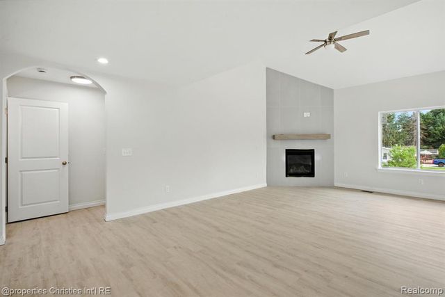 3202 Roma Court, Wixom, MI 48393