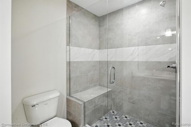 3202 Roma Court, Wixom, MI 48393