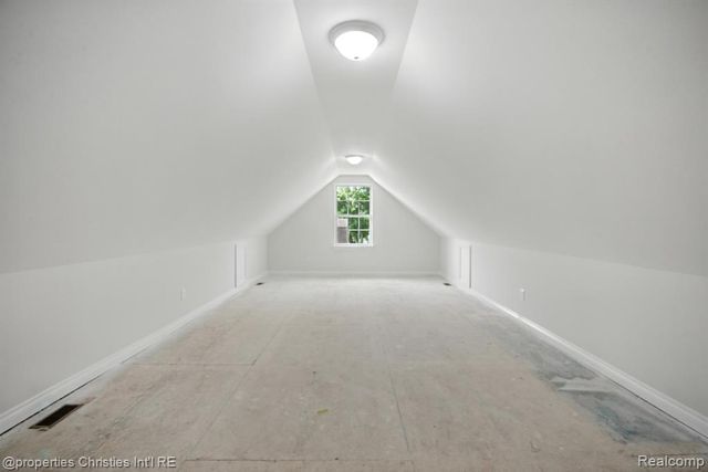 3202 Roma Court, Wixom, MI 48393