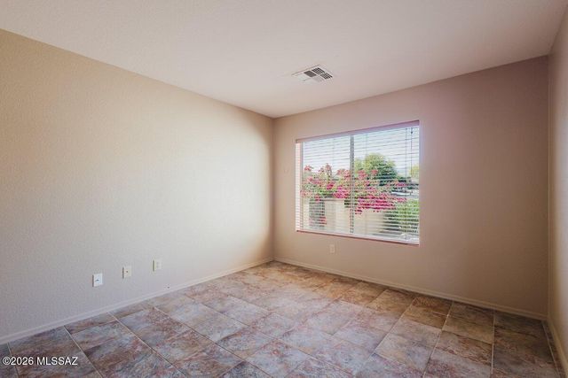 2655 E Nathan Way, Green Valley, AZ 85614