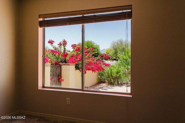 2655 E Nathan Way, Green Valley, AZ 85614