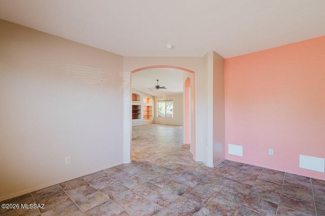 2655 E Nathan Way, Green Valley, AZ 85614