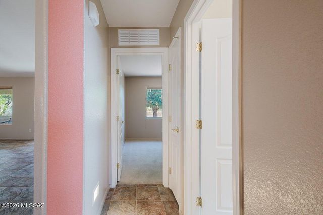 2655 E Nathan Way, Green Valley, AZ 85614