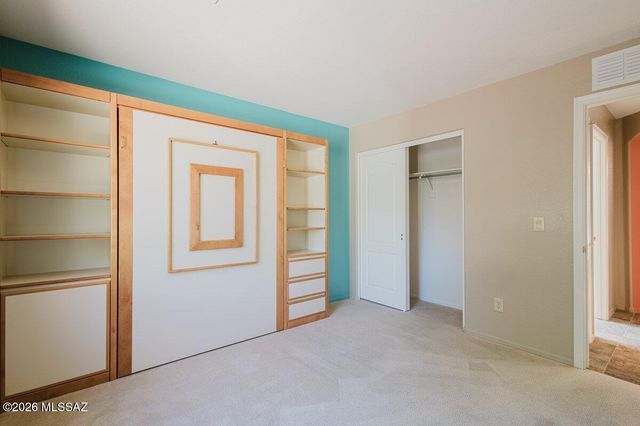 2655 E Nathan Way, Green Valley, AZ 85614