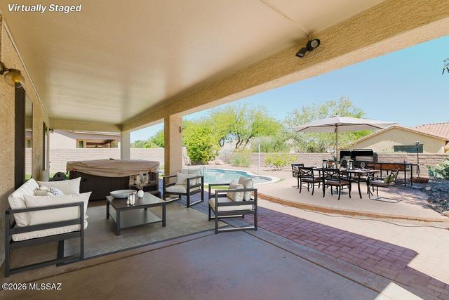 2655 E Nathan Way, Green Valley, AZ 85614