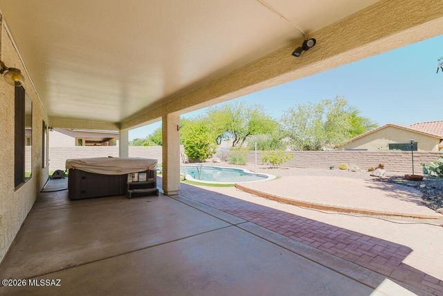 2655 E Nathan Way, Green Valley, AZ 85614