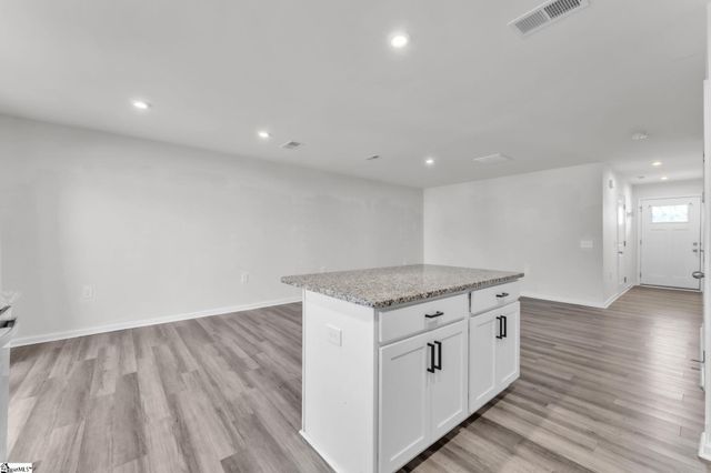 102 Englefield Drive, Fountain Inn, SC 29644