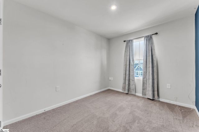 102 Englefield Drive, Fountain Inn, SC 29644