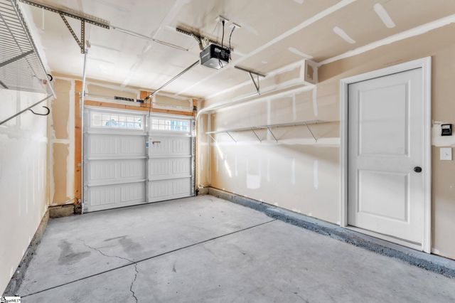 102 Englefield Drive, Fountain Inn, SC 29644