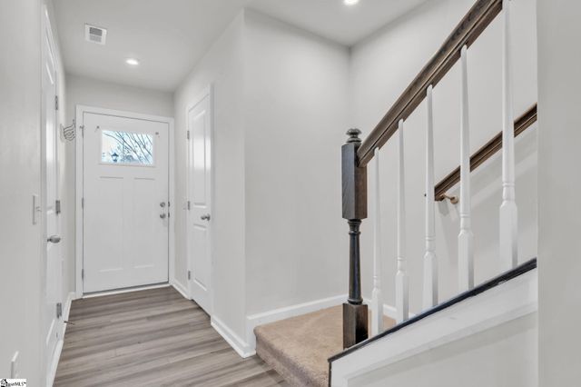 102 Englefield Drive, Fountain Inn, SC 29644