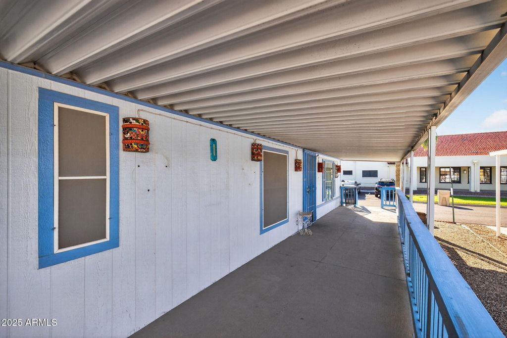 Image 10 of property listing at 7810 W PEORIA Avenue 152, Peoria, AZ 85345