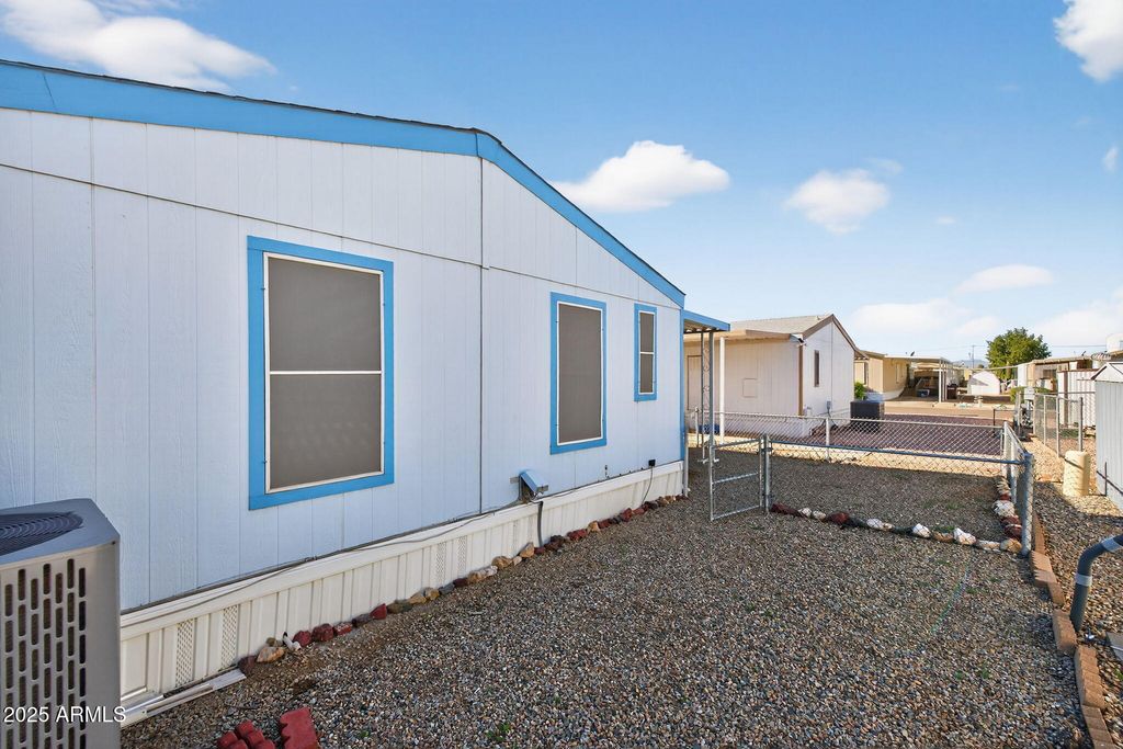 Image 12 of property listing at 7810 W PEORIA Avenue 152, Peoria, AZ 85345