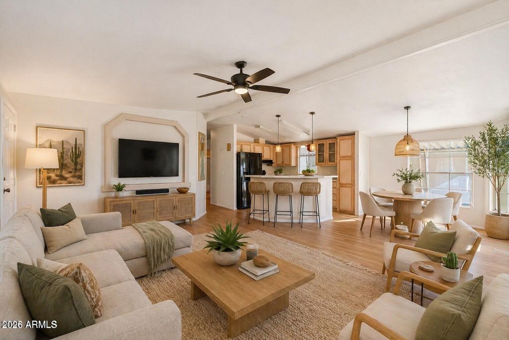Image 15 of property listing at 7810 W PEORIA Avenue 152, Peoria, AZ 85345
