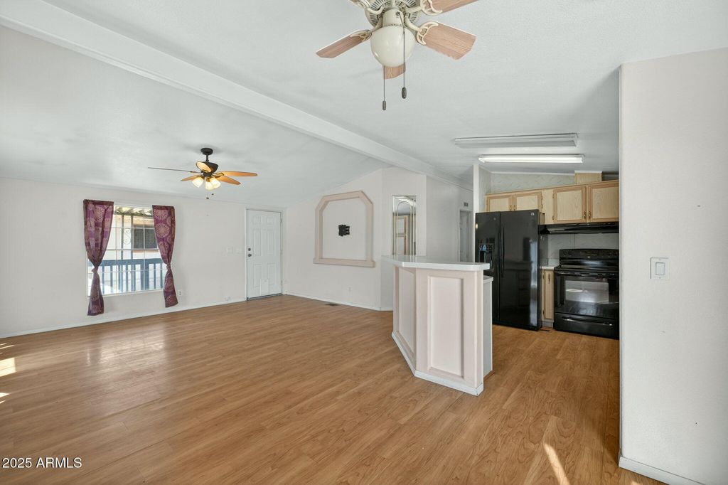 Image 18 of property listing at 7810 W PEORIA Avenue 152, Peoria, AZ 85345