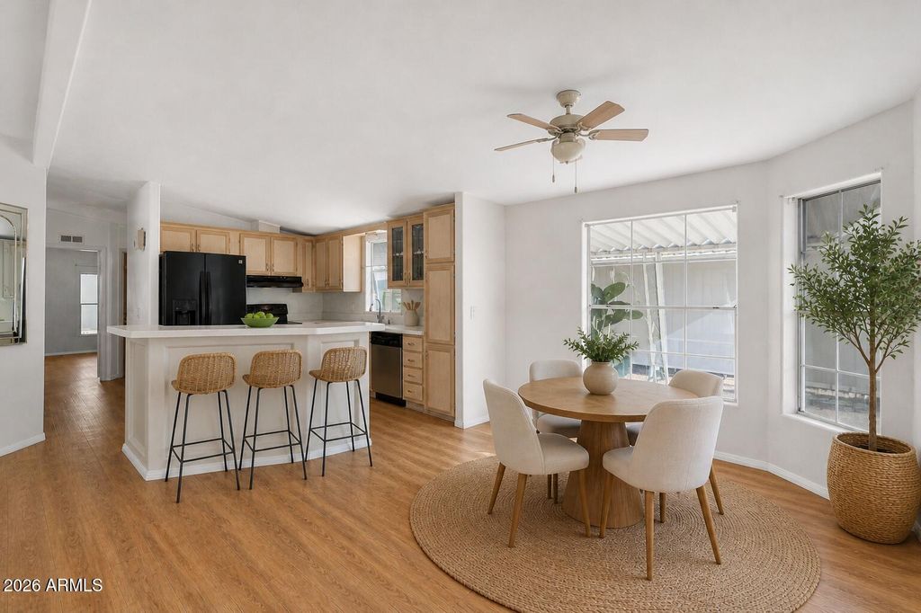 Image 19 of property listing at 7810 W PEORIA Avenue 152, Peoria, AZ 85345