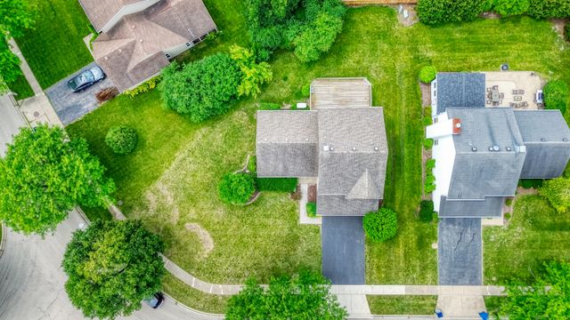 1327 Northgate Drive, Bartlett, IL 60103