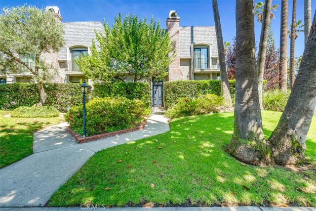 338 S Orange Grove, Pasadena, CA 91105