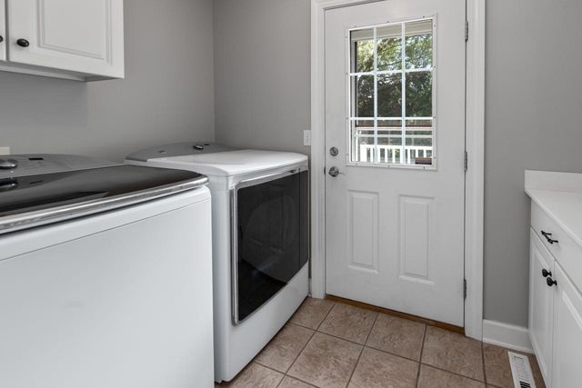 329 W Bridge STREET, Grafton, WI 53024