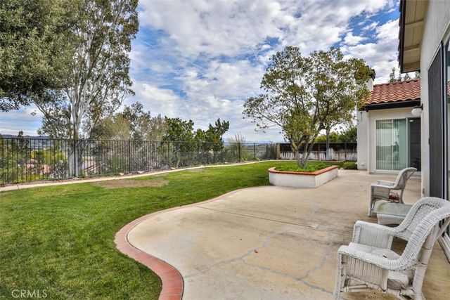 42729 Settlers, Murrieta, CA 92562