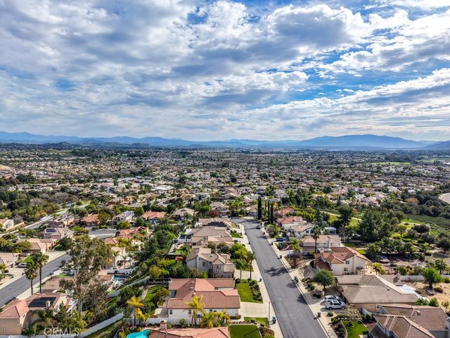 42729 Settlers, Murrieta, CA 92562