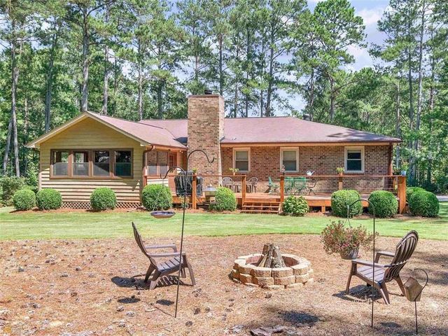 435 Rabbit Run, Mcdonough, GA 30252