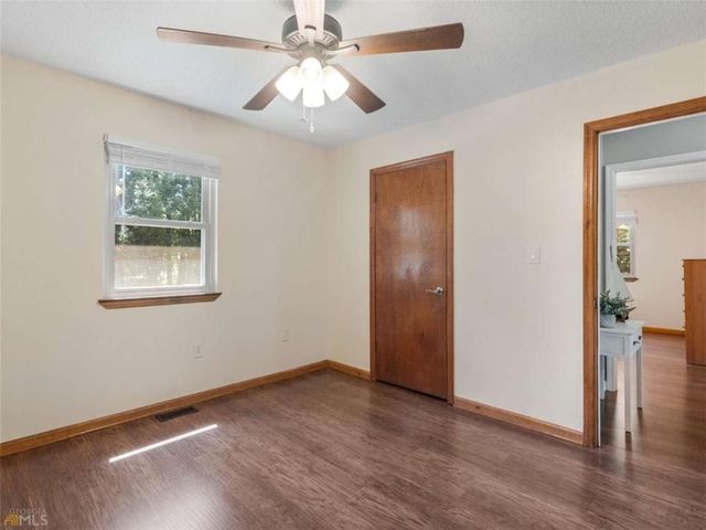 435 Rabbit Run, Mcdonough, GA 30252