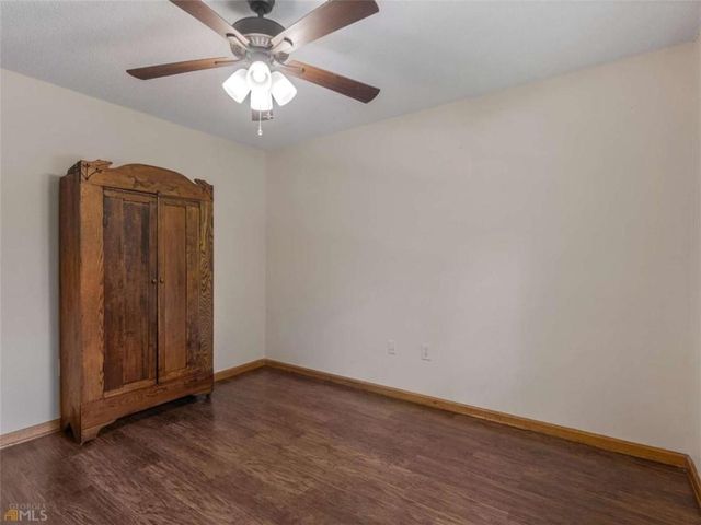 435 Rabbit Run, Mcdonough, GA 30252