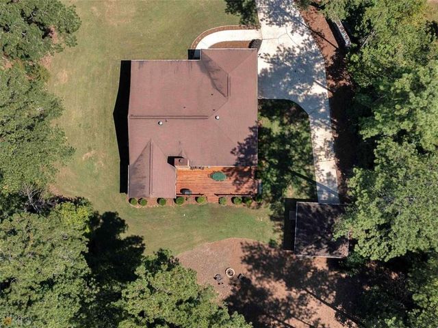 435 Rabbit Run, Mcdonough, GA 30252