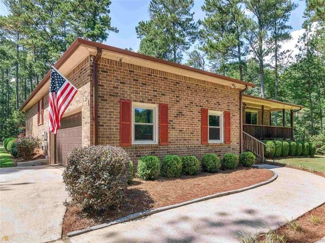 435 Rabbit Run, Mcdonough, GA 30252