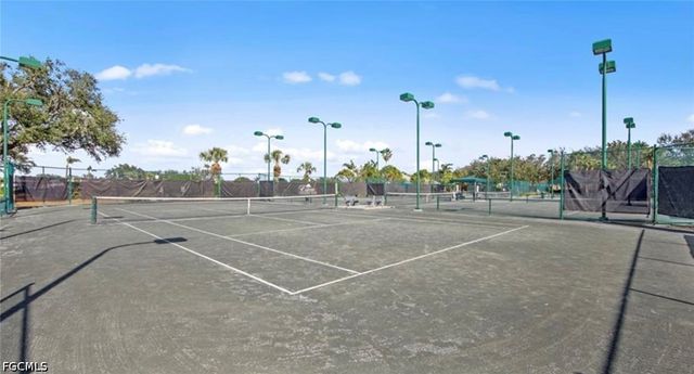 8460 Southbridge DR 3, Estero, FL 33967