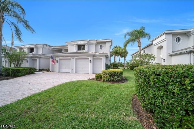 8460 Southbridge DR 3, Estero, FL 33967