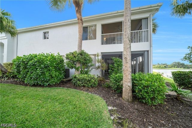8460 Southbridge DR 3, Estero, FL 33967