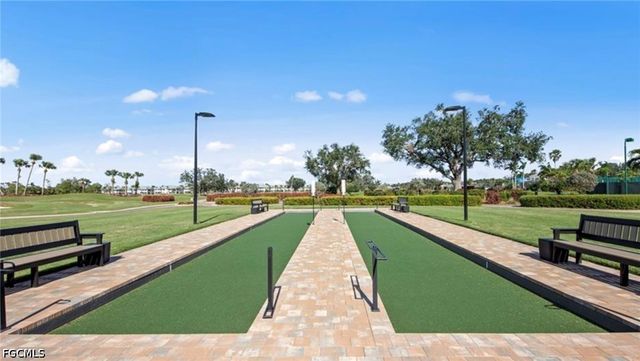 8460 Southbridge DR 3, Estero, FL 33967