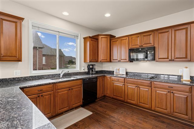 6426 Annapolis Drive, Washington Twp, MI 48094