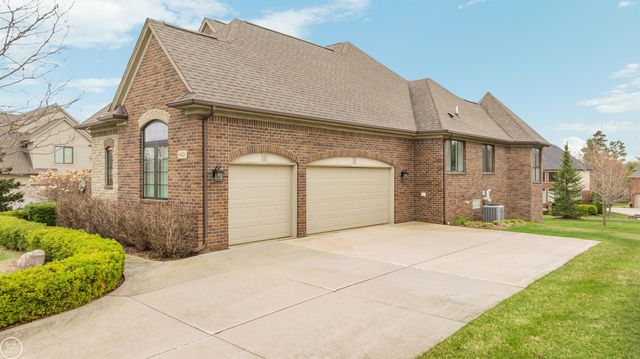 6426 Annapolis Drive, Washington Twp, MI 48094