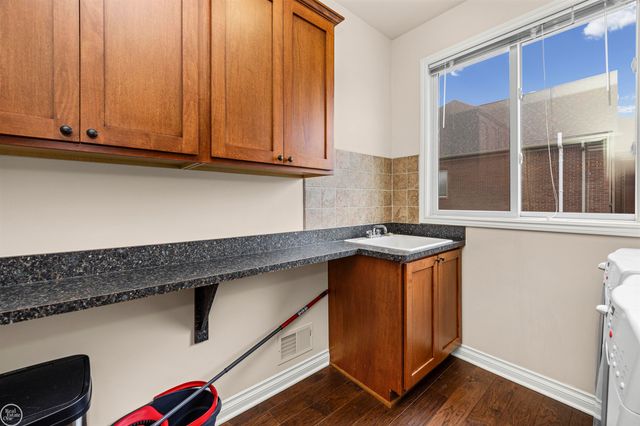 6426 Annapolis Drive, Washington Twp, MI 48094