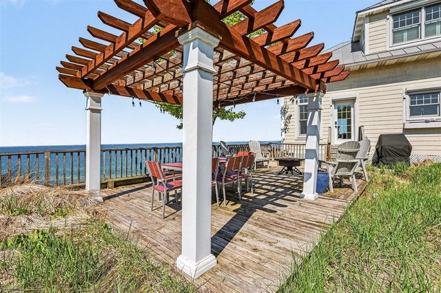 34 Lost Lake Drive, Montague, MI 49437
