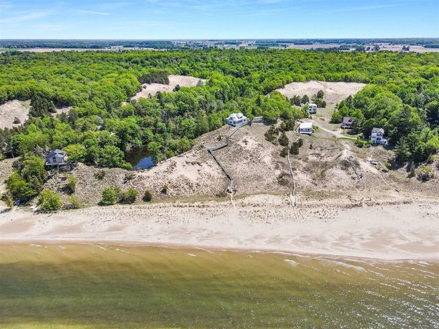 34 Lost Lake Drive, Montague, MI 49437