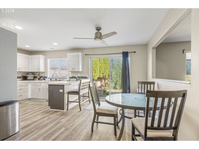 256 MADRONA Ave, Woodland, WA 98674
