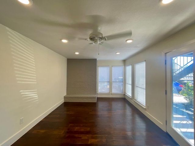 909 Reinli ST 124, Austin, TX 78751