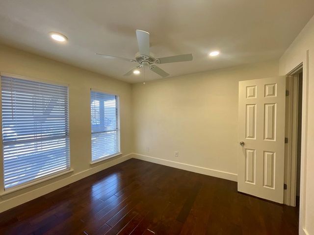 909 Reinli ST 124, Austin, TX 78751